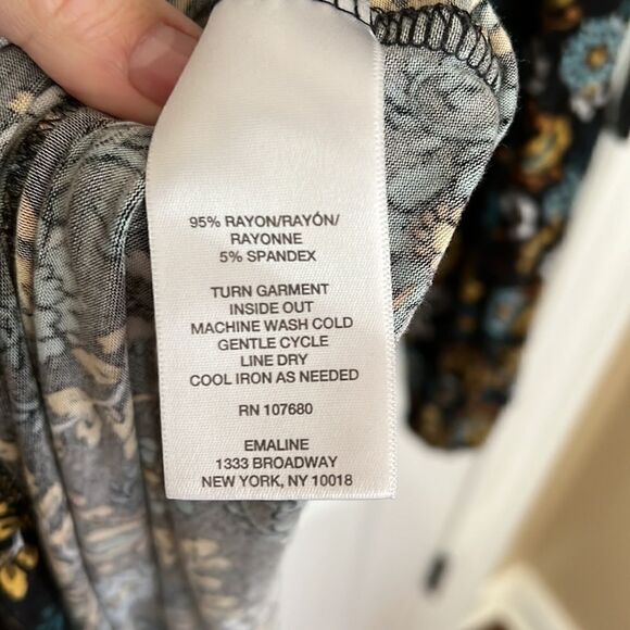 Emaline Floral Dress with Velvet Trim - Picture 5 of 7